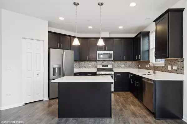 Naperville, IL 60564,4465 Monroe CT