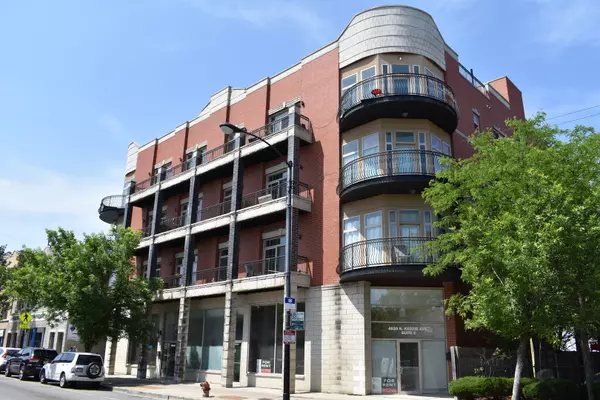 4518 N Kedzie AVE #2E, Chicago, IL 60625