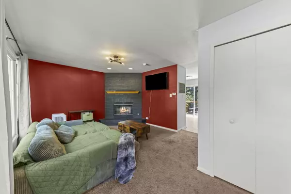 Country Club Hills, IL 60478,4341 190th PL