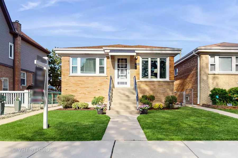 7525 N Overhill AVE, Chicago, IL 60631