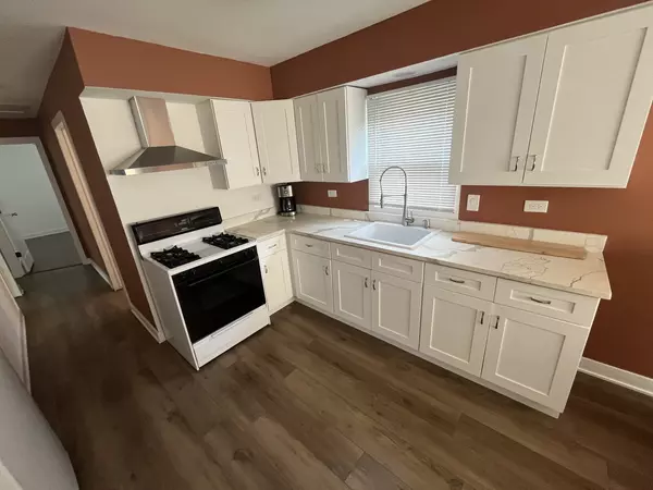 Lansing, IL 60438,17544 Roy ST