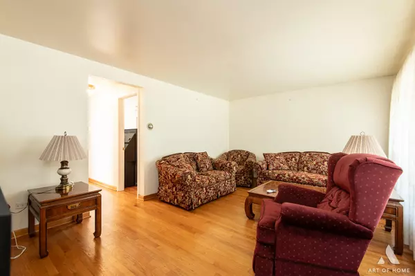 Chicago, IL 60638,6857 W 63rd PL