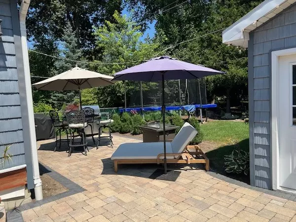 Libertyville, IL 60048,310 Carter ST
