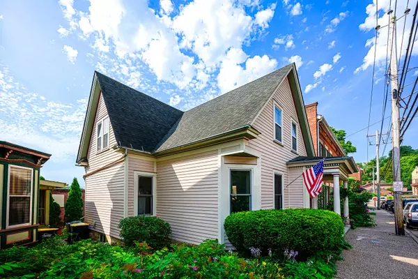 Galena, IL 61036,115 N Bench ST