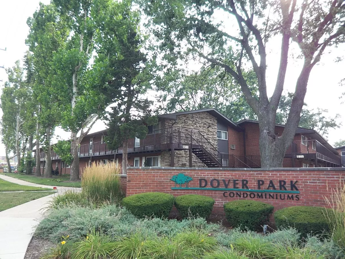 Mount Prospect, IL 60056,1500 S Busse RD #2D