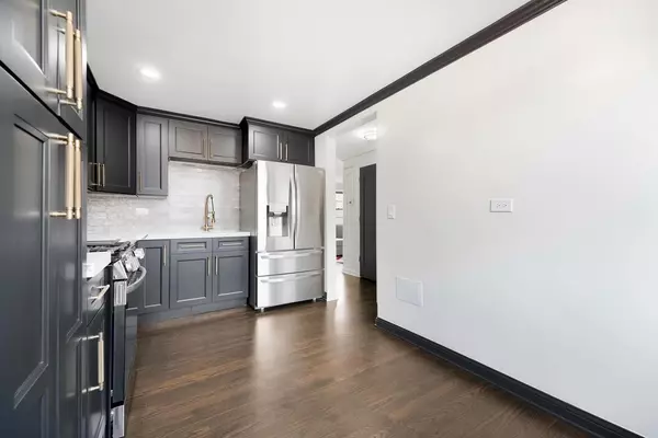 Chicago, IL 60707,6964 W Diversey AVE #6