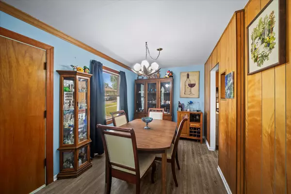 Hanover Park, IL 60133,1899 Redwood AVE