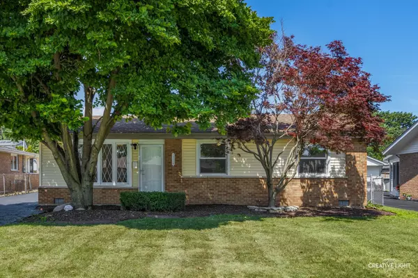 13116 Fairway DR, Crestwood, IL 60418
