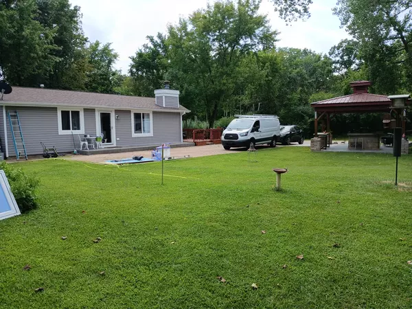 Antioch, IL 60002,42065 N Beachview DR