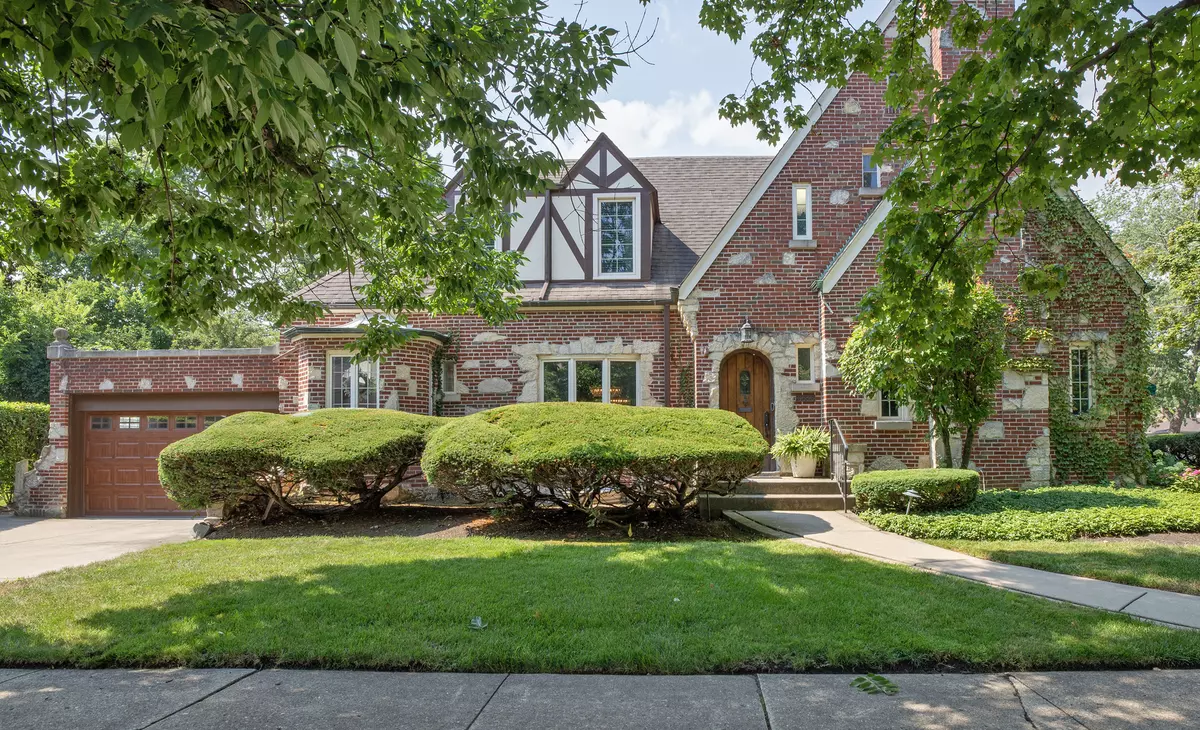 Lincolnwood, IL 60712,6656 N Sauganash AVE