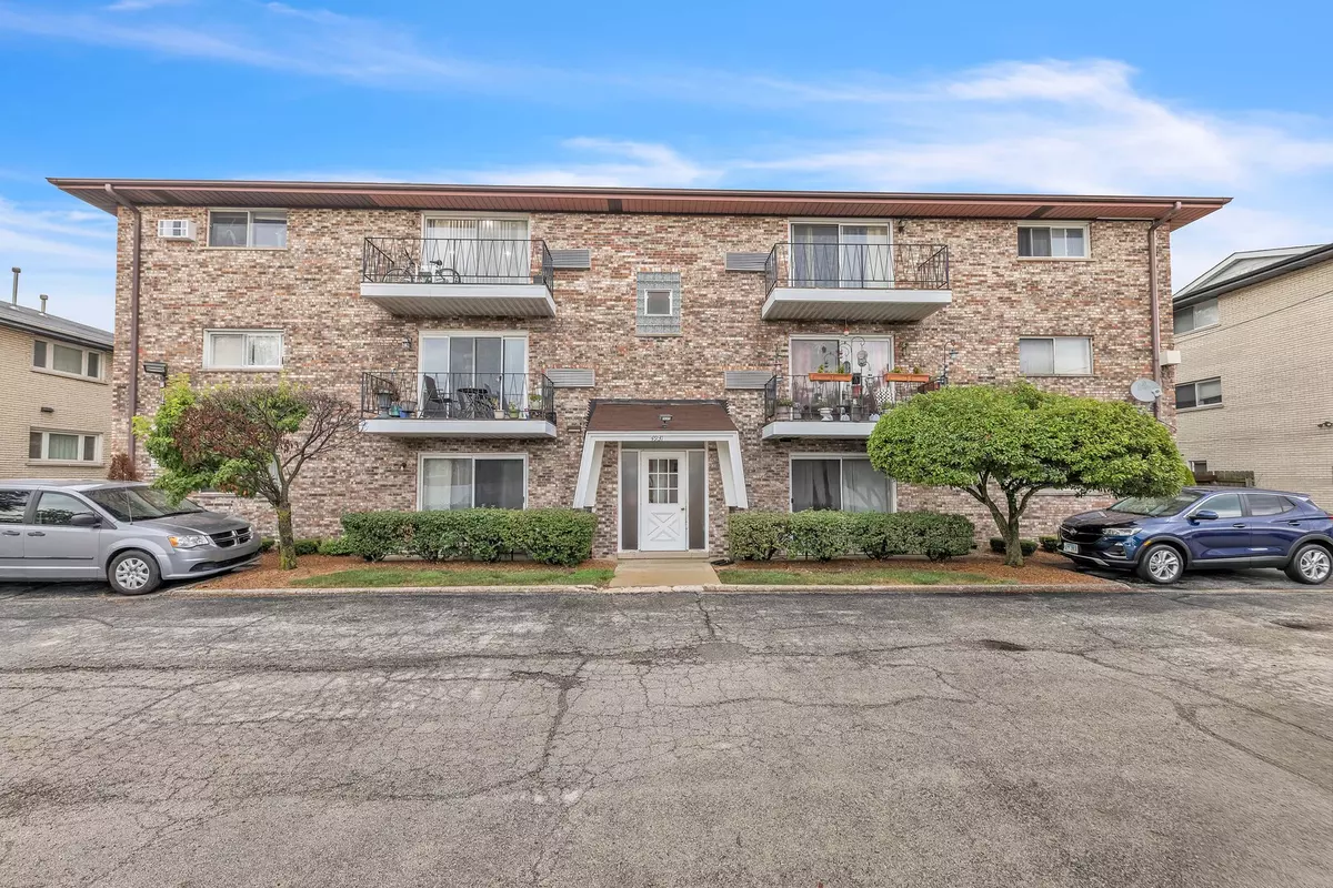 Oak Lawn, IL 60453,4931 W 87TH ST #3SW