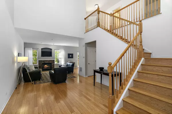 Hoffman Estates, IL 60192,1823 Kelberg AVE