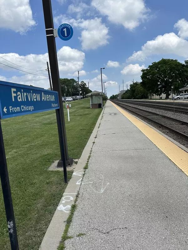Downers Grove, IL 60515,5341 Grand AVE
