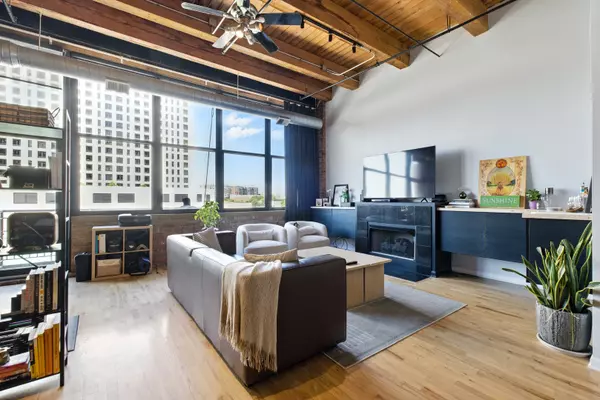 Chicago, IL 60605,1243 S Wabash AVE #401