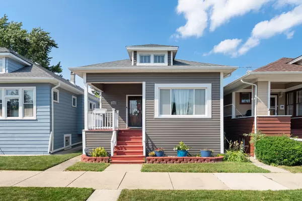 5428 W BYRON ST, Chicago, IL 60641