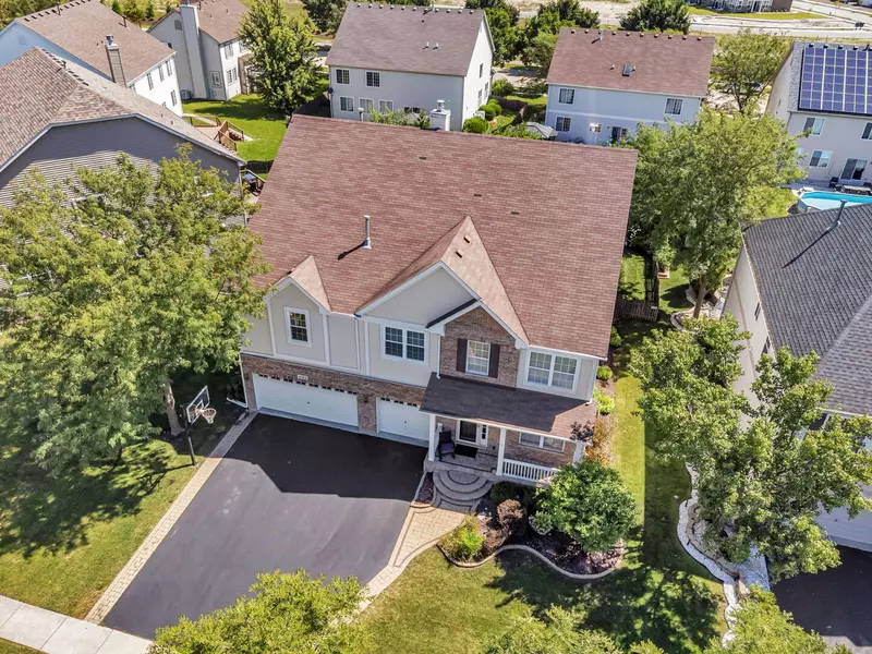 1002 Angelica CIR, Joliet, IL 60431