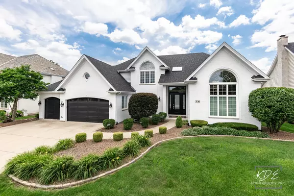 3136 Treesdale CT, Naperville, IL 60564