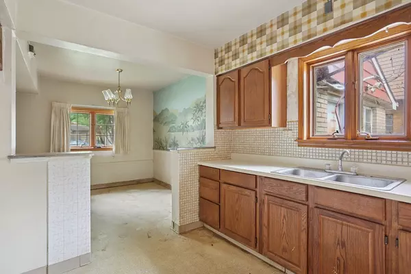La Grange Park, IL 60526,1543 Cleveland AVE