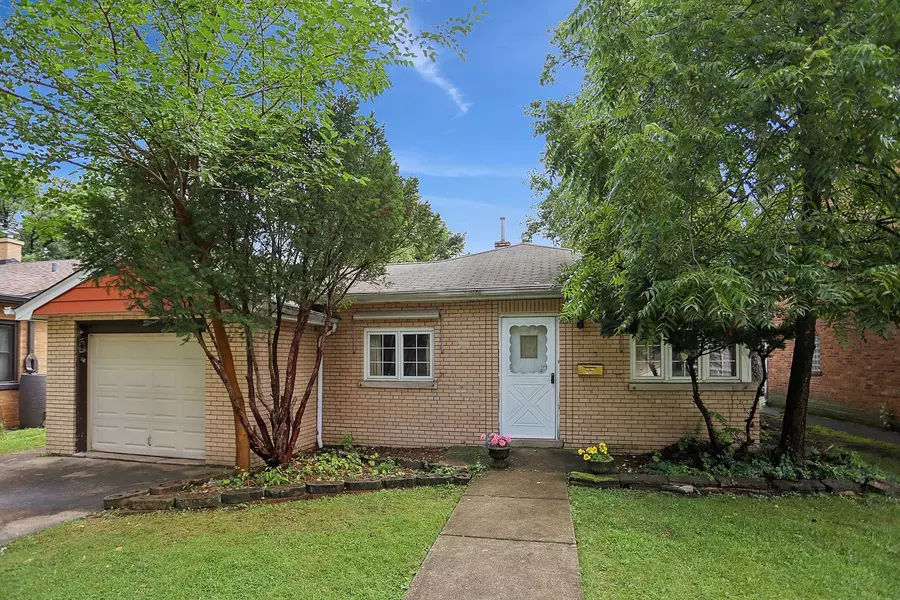 1543 Cleveland AVE, La Grange Park, IL 60526