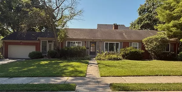 505 Margate TER, Deerfield, IL 60015