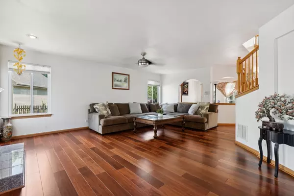 Oswego, IL 60543,545 Waterford DR