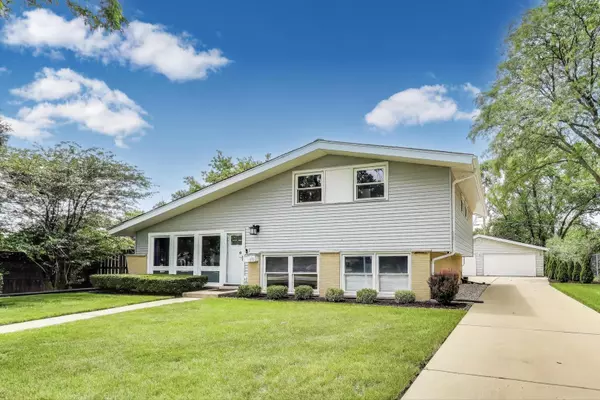 Glenview, IL 60025,432 Sheryl LN
