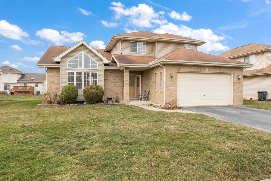 18020 Charlotte DR, Lansing, IL 60438