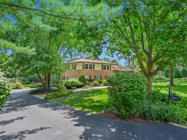 Glen Ellyn, IL 60137,23W111 Mulberry LN