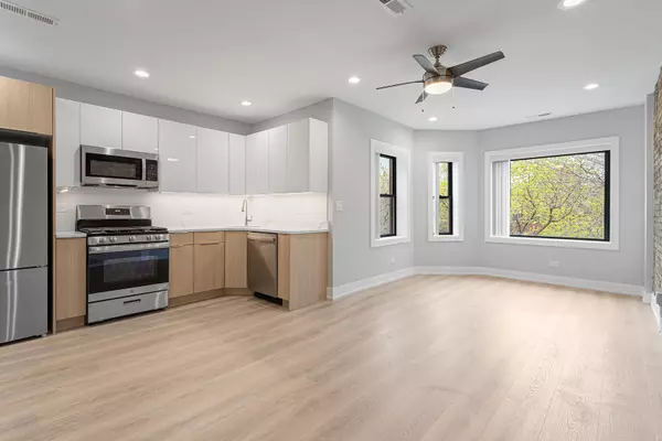 Chicago, IL 60626,1558 W Juneway TER #3M