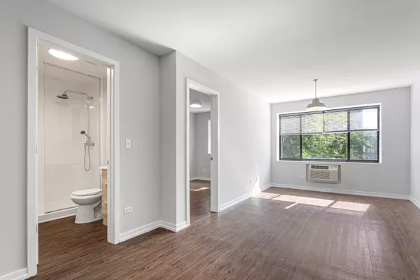 Chicago, IL 60660,6134 N Kenmore AVE #203