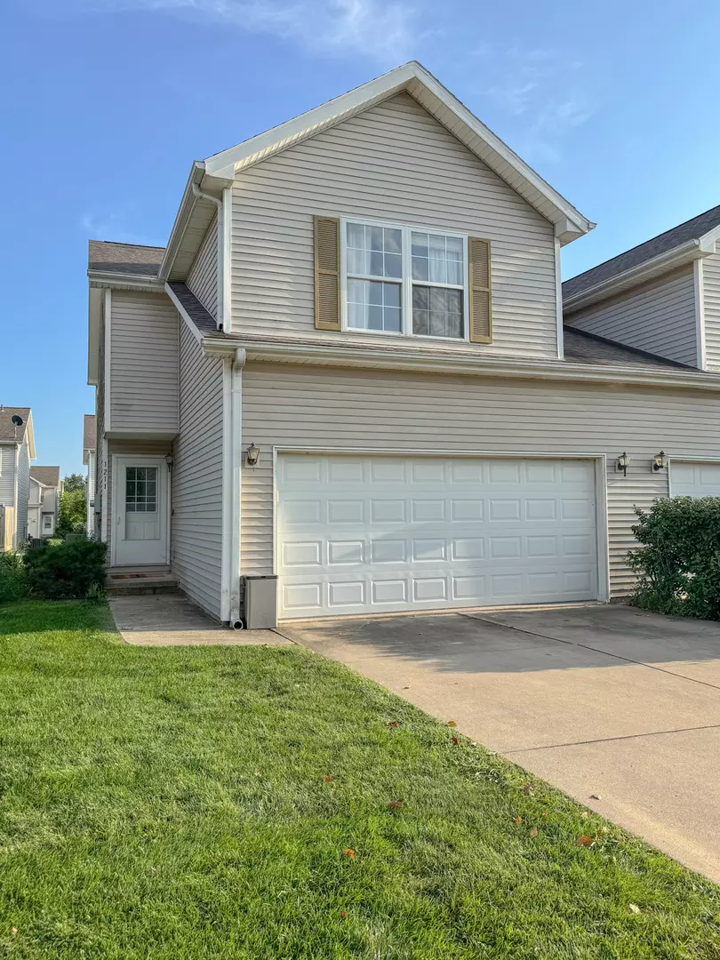 Bloomington, IL 61701,1211 Riviera DR
