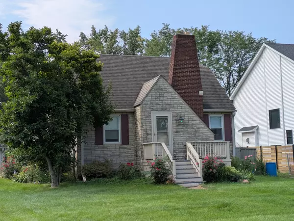 15W201 E Harvard ST, Elmhurst, IL 60126