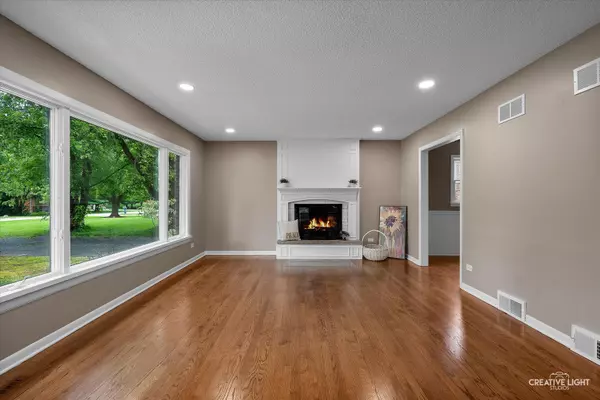 West Chicago, IL 60185,4N045 Wiant RD