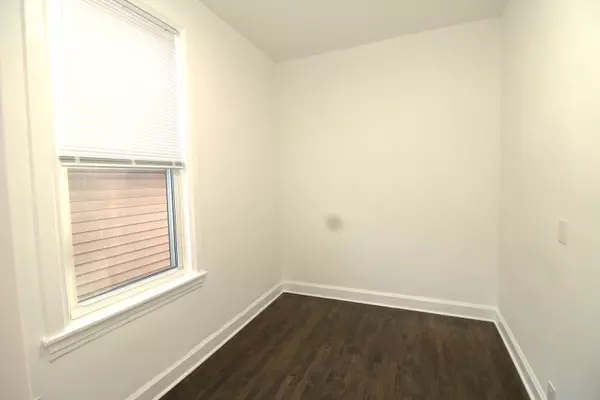 Chicago, IL 60647,2144 N Bell AVE