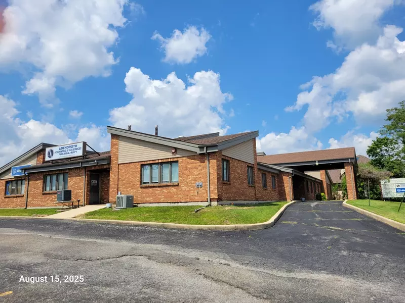 7060 Centennial DR #108, Tinley Park, IL 60477