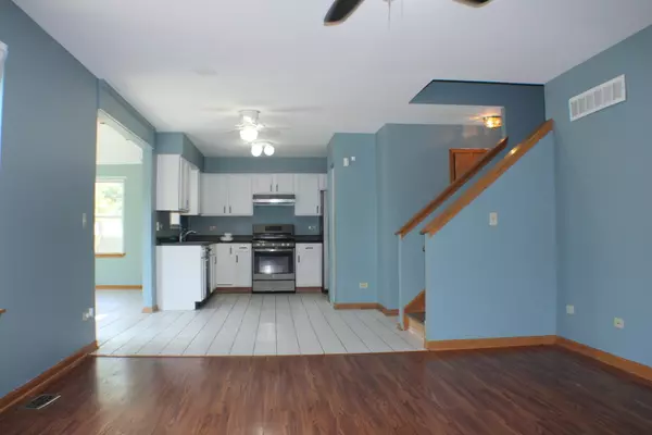 Romeoville, IL 60446,122 Olde English CT