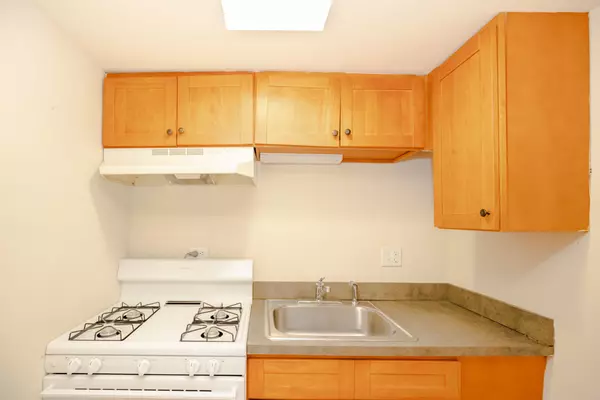 Cicero, IL 60804,5741 W 35th ST #1F