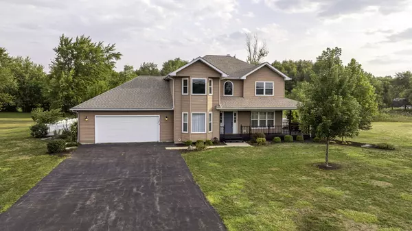 24714 W Smiley RD, Braidwood, IL 60408
