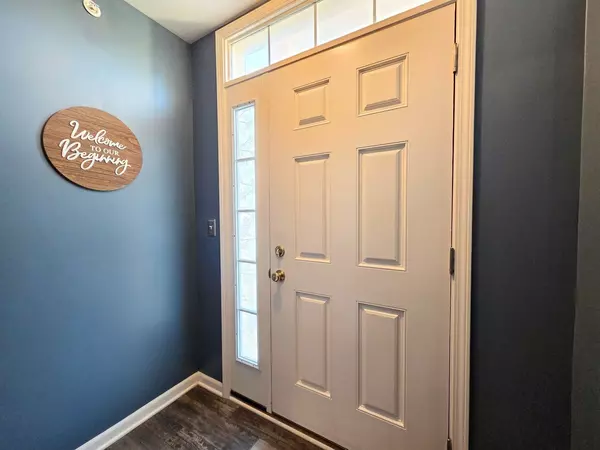 Mundelein, IL 60060,719 Hickory ST