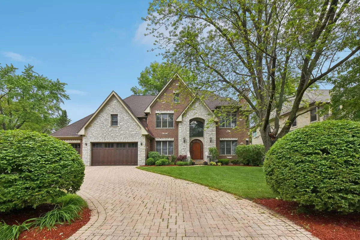 Naperville, IL 60540,557 Juniper DR