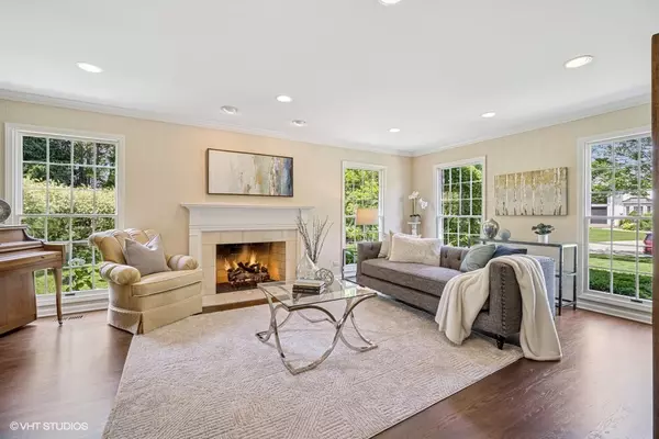 Lake Forest, IL 60045,51 Heron RD