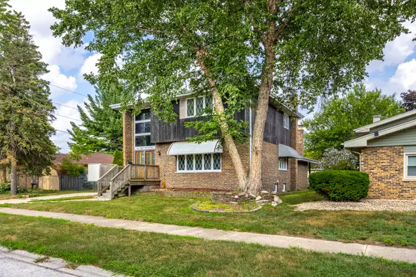 Lansing, IL 60438,18309 Bock RD