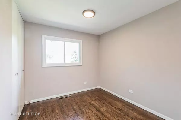 Park Forest, IL 60466,335 Farragut ST