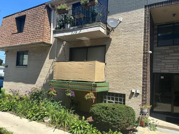 Cicero, IL 60804,3239 S 50th CT