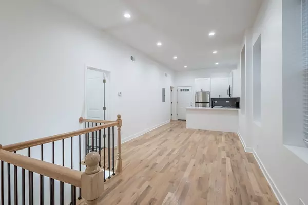 Chicago, IL 60642,1344 W Ohio ST #1R