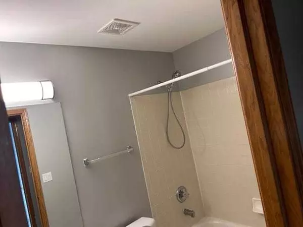 Aurora, IL 60503,2456 Frost DR