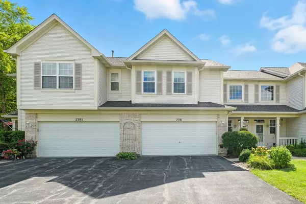 2381 Sunshine LN, Aurora, IL 60503