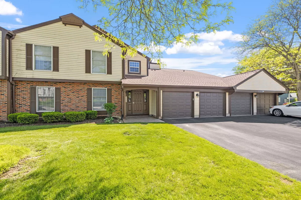 Naperville, IL 60565,54 Plymouth CT #202D