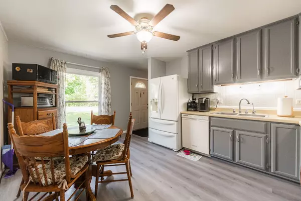 Wauconda, IL 60084,703 Grand BLVD