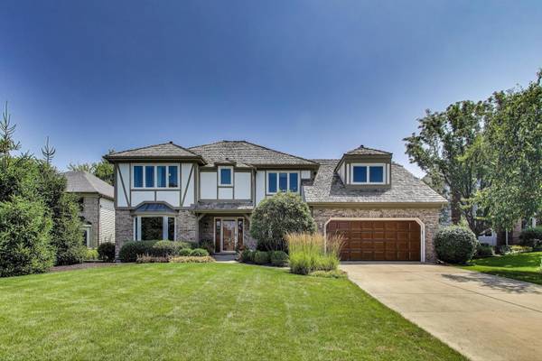 2098 Fall Brook DR, Naperville, IL 60565